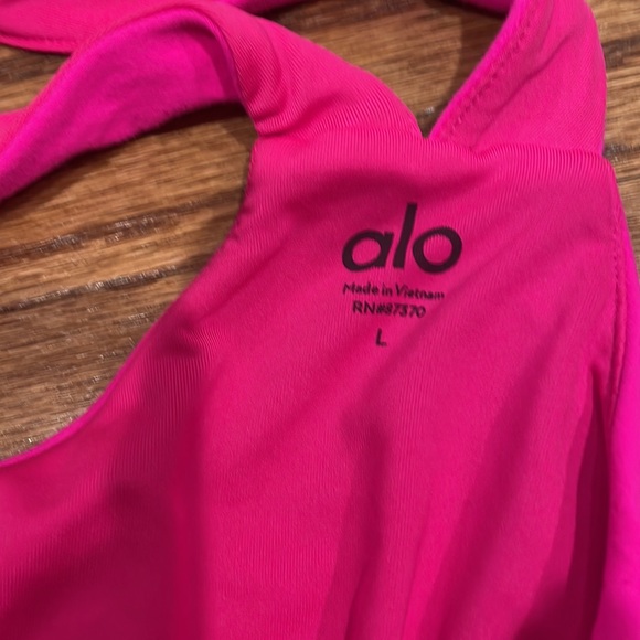 Alo Yoga Airbrush real cropped tank large - Picture 5 of 5